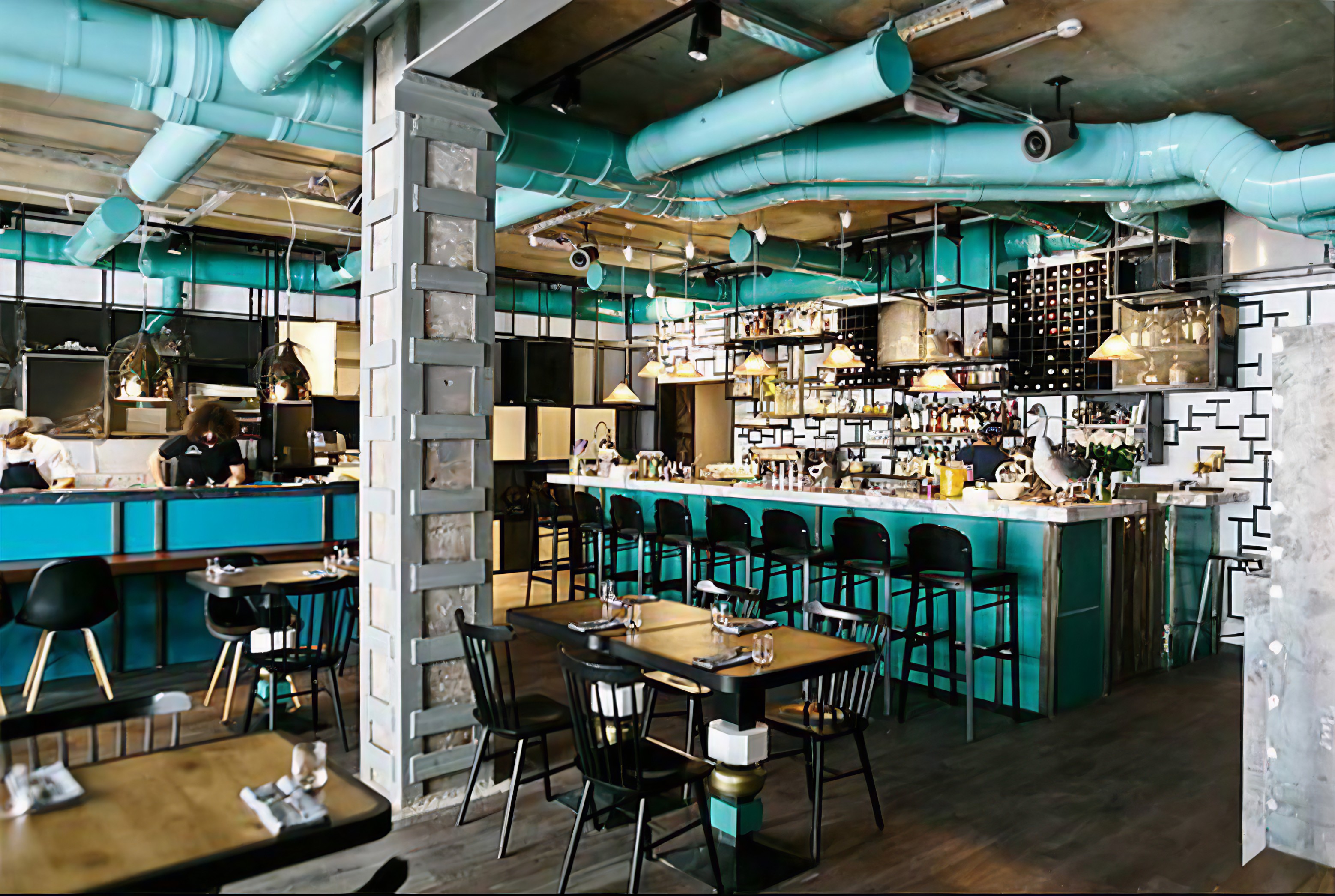 15 KITCHEN+BAR